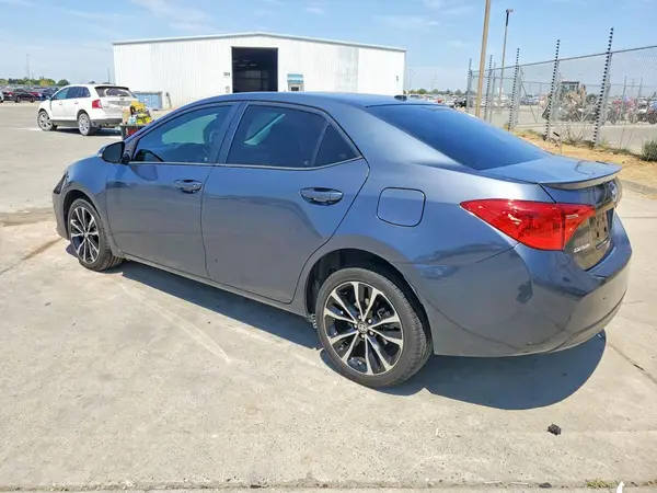 2T1BURHE0HC785283 2017 TOYOTA COROLLA - Image 2