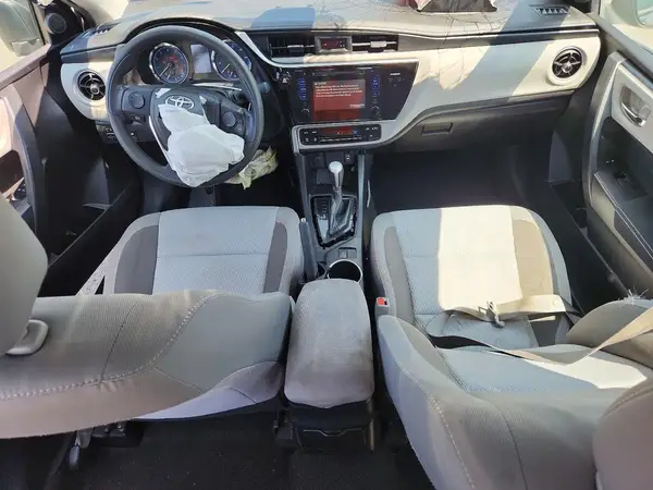 2T1BURHE0HC785963 2017 TOYOTA COROLLA - Image 8