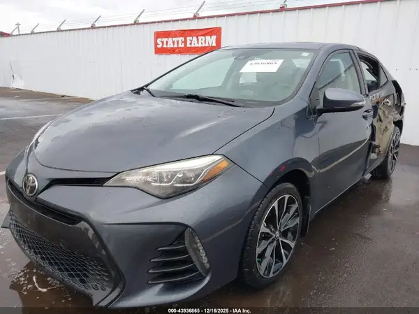 2T1BURHE0HC793948 2017 TOYOTA COROLLA - Image 2