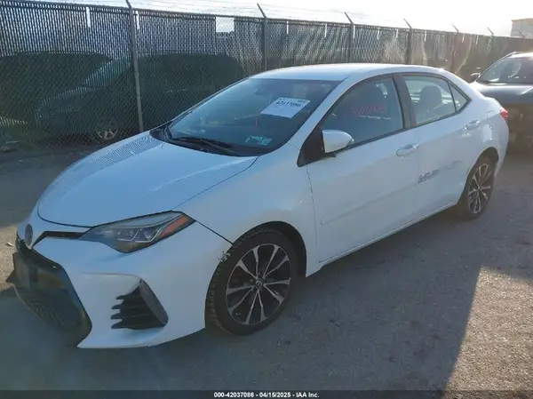 2T1BURHE0HC800638 2017 TOYOTA COROLLA - Image 2