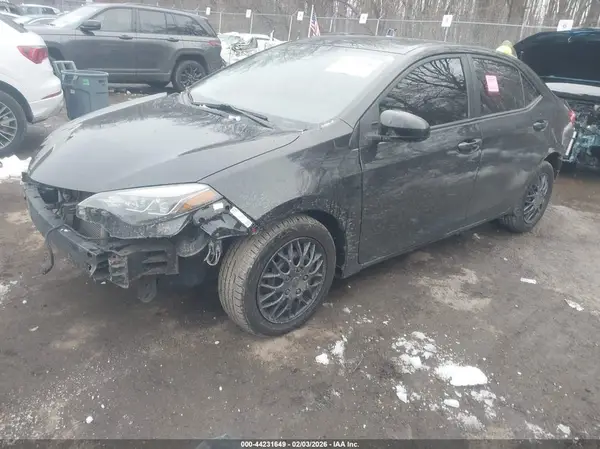 2T1BURHE0HC801563 2017 TOYOTA COROLLA - Image 2