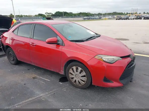 2T1BURHE0HC801689 2017 TOYOTA COROLLA - Image 1