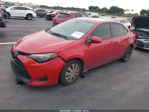 2T1BURHE0HC801689 2017 TOYOTA COROLLA - Image 2