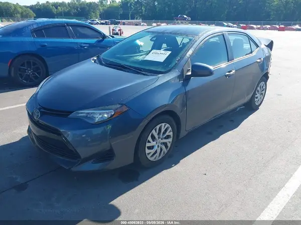 2T1BURHE0HC805144 2017 TOYOTA COROLLA - Image 2
