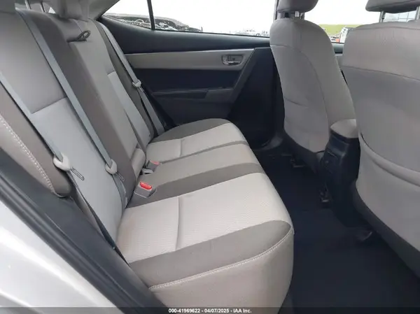 2T1BURHE0HC806441 2017 TOYOTA COROLLA - Image 8