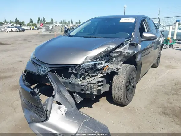 2T1BURHE0HC807086 2017 TOYOTA COROLLA - Image 2