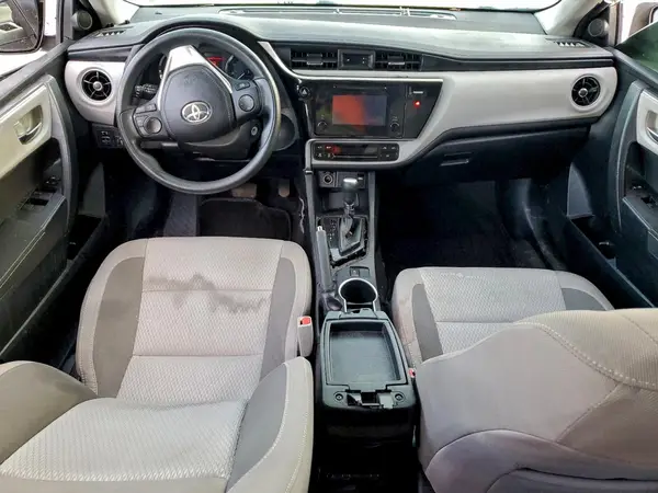 2T1BURHE0HC808643 2017 TOYOTA COROLLA - Image 8