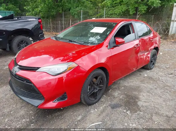 2T1BURHE0HC810165 2017 TOYOTA COROLLA - Image 2