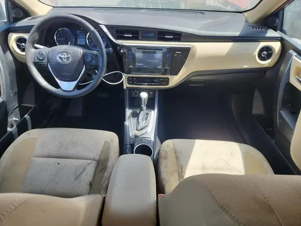 2T1BURHE0HC810599 2017 TOYOTA COROLLA - Image 8