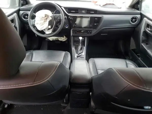 2T1BURHE0HC813115 2017 TOYOTA COROLLA - Image 8