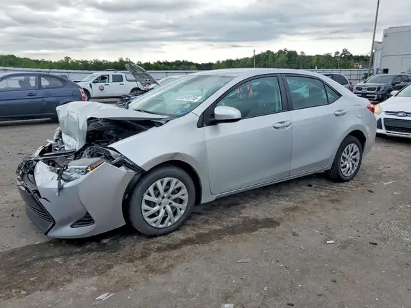 2T1BURHE0HC815656 2017 TOYOTA COROLLA - Image 1