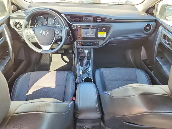 2T1BURHE0HC815978 2017 TOYOTA COROLLA - Image 8