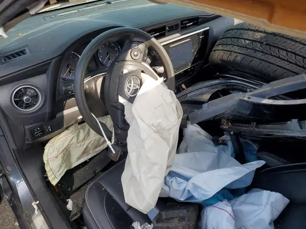 2T1BURHE0HC828357 2017 TOYOTA COROLLA - Image 8
