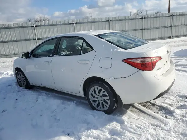 2T1BURHE0HC828665 2017 TOYOTA COROLLA - Image 2