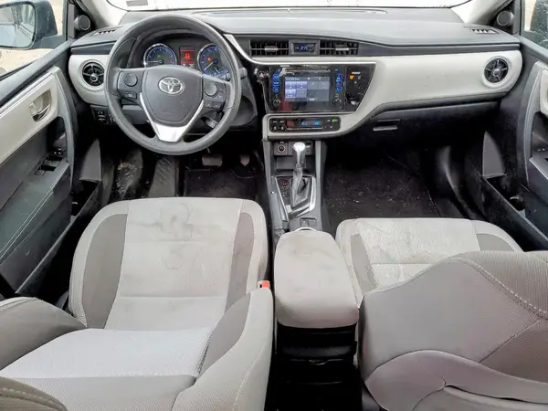 2T1BURHE0HC832019 2017 TOYOTA COROLLA - Image 8