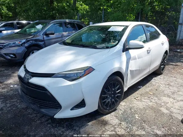 2T1BURHE0HC836622 2017 TOYOTA COROLLA - Image 2