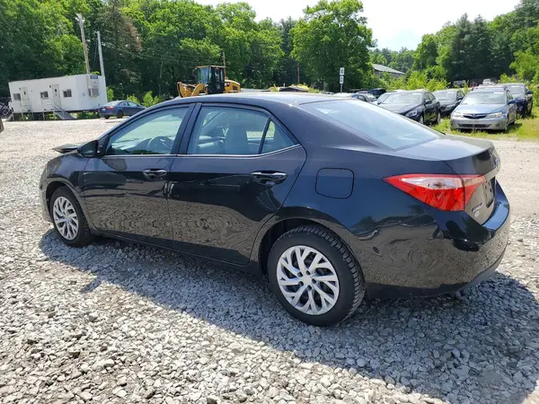 2T1BURHE0HC840170 2017 TOYOTA COROLLA - Image 2