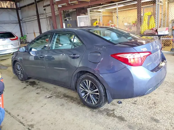 2T1BURHE0HC840279 2017 TOYOTA COROLLA - Image 2