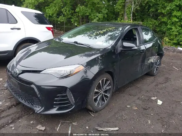 2T1BURHE0HC841240 2017 TOYOTA COROLLA - Image 2