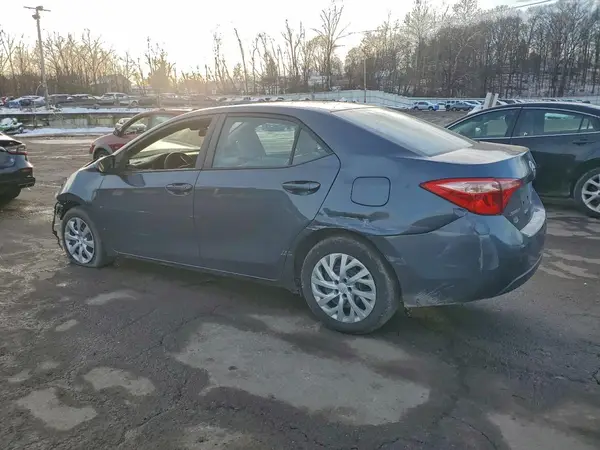 2T1BURHE0HC843912 2017 TOYOTA COROLLA - Image 2