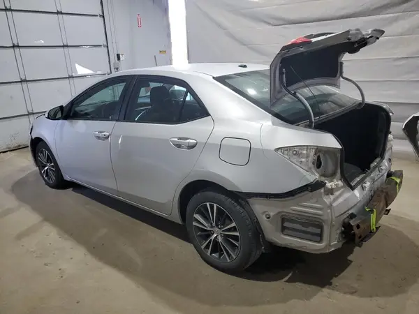 2T1BURHE0HC844445 2017 TOYOTA COROLLA - Image 2