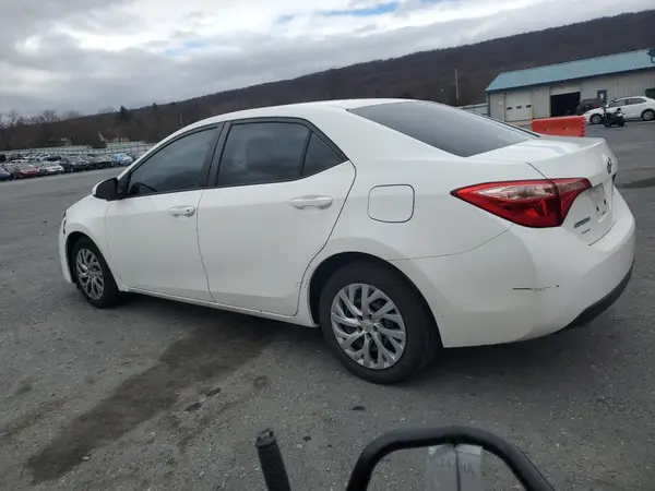 2T1BURHE0HC845613 2017 TOYOTA COROLLA - Image 2