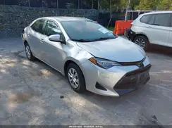 2T1BURHE0HC853257 2017 TOYOTA COROLLA