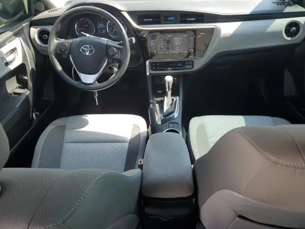2T1BURHE0HC860130 2017 TOYOTA COROLLA - Image 8