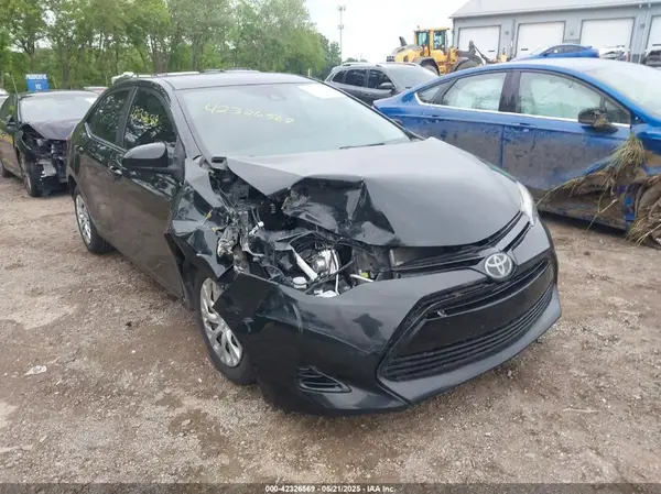 2T1BURHE0HC861360 2017 TOYOTA COROLLA - Image 1