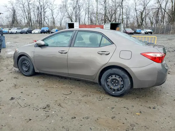 2T1BURHE0HC869104 2017 TOYOTA COROLLA - Image 2