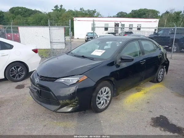 2T1BURHE0HC876571 2017 TOYOTA COROLLA - Image 2