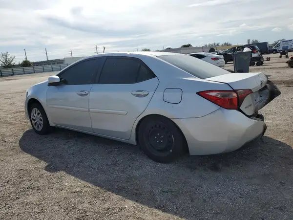 2T1BURHE0HC879082 2017 TOYOTA COROLLA - Image 2