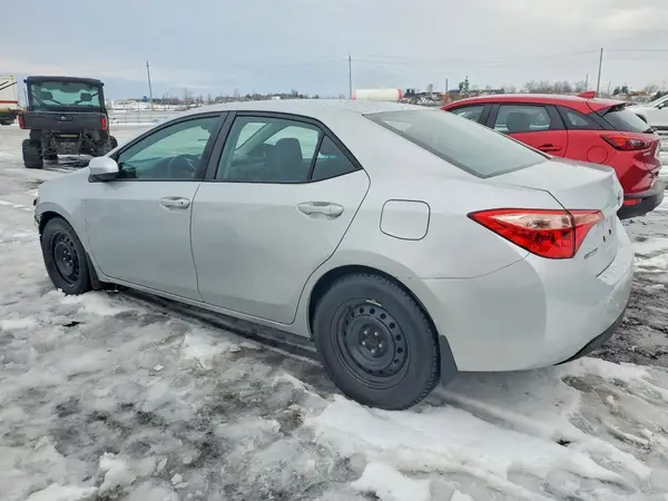 2T1BURHE0HC883374 2017 TOYOTA COROLLA - Image 2