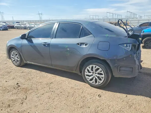 2T1BURHE0HC883438 2017 TOYOTA COROLLA - Image 2