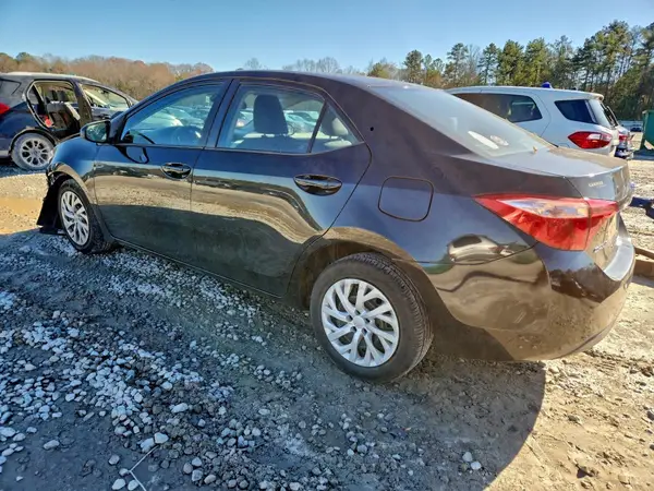2T1BURHE0HC883990 2017 TOYOTA COROLLA - Image 2
