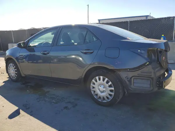 2T1BURHE0HC884668 2017 TOYOTA COROLLA - Image 2