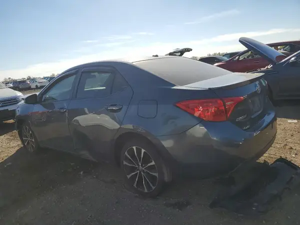 2T1BURHE0HC886288 2017 TOYOTA COROLLA - Image 2