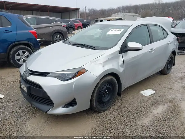 2T1BURHE0HC896450 2017 TOYOTA COROLLA - Image 2
