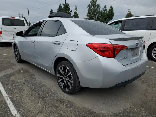 2T1BURHE0HC898425 2017 TOYOTA COROLLA - Image 2