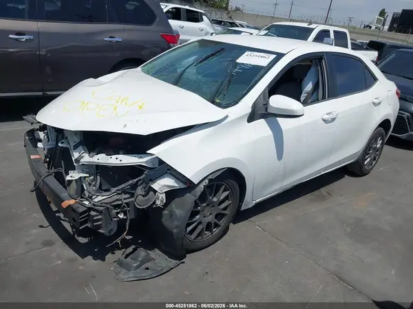 2T1BURHE0HC907415 2017 TOYOTA COROLLA - Image 2