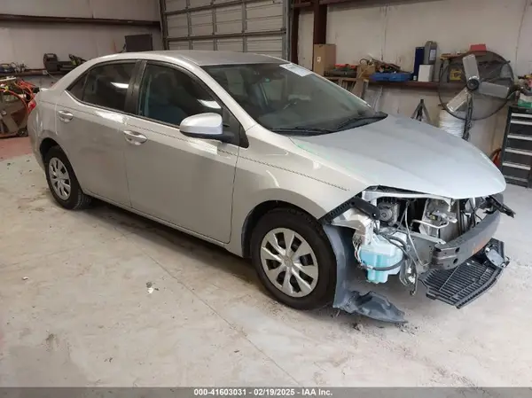 2T1BURHE0HC909181 2017 TOYOTA COROLLA - Image 1