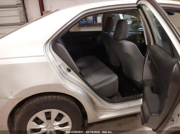 2T1BURHE0HC909181 2017 TOYOTA COROLLA - Image 8