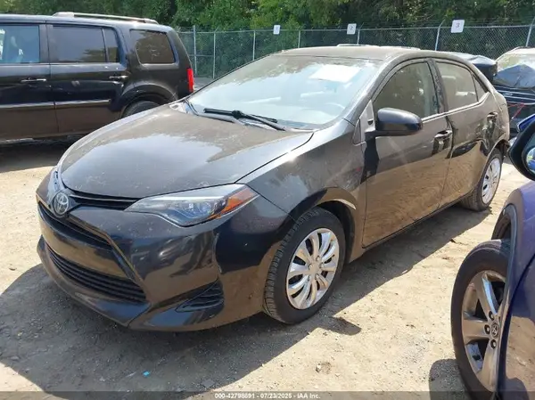 2T1BURHE0HC911349 2017 TOYOTA COROLLA - Image 2