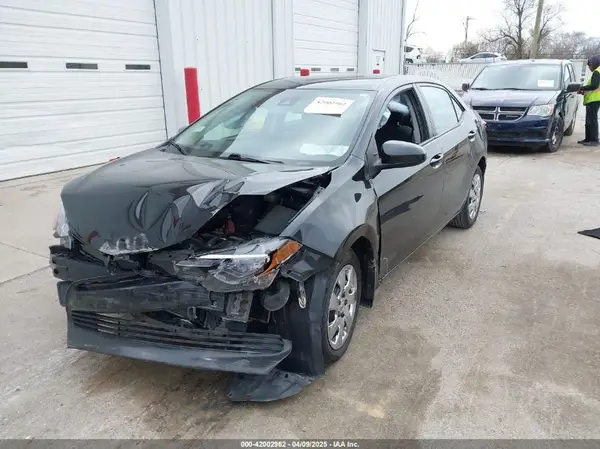 2T1BURHE0HC922416 2017 TOYOTA COROLLA - Image 2