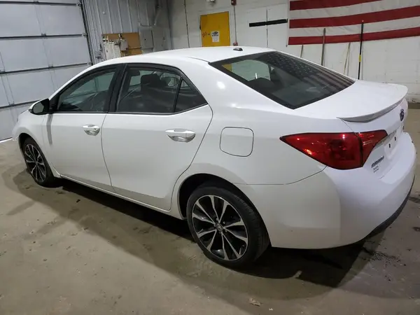 2T1BURHE0HC924294 2017 TOYOTA COROLLA - Image 2
