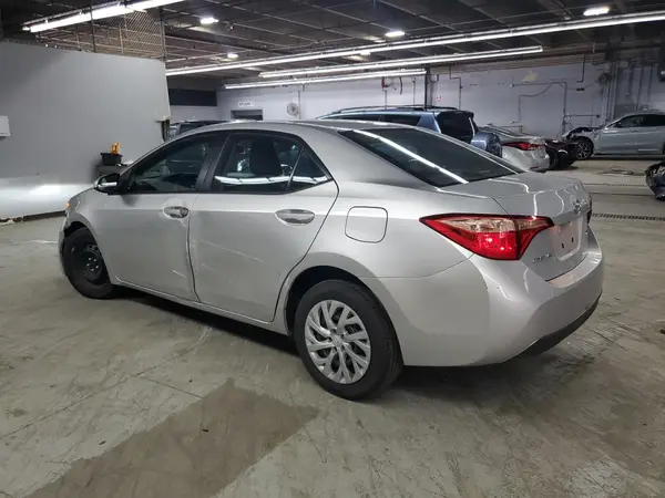 2T1BURHE0HC924988 2017 TOYOTA COROLLA - Image 2