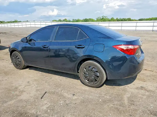2T1BURHE0HC928958 2017 TOYOTA COROLLA - Image 2