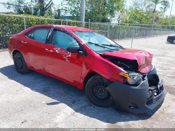 2T1BURHE0HC930063 2017 TOYOTA COROLLA - Image 1