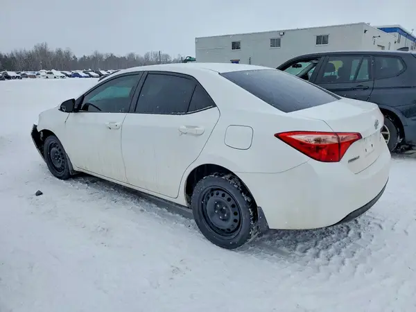 2T1BURHE0HC932881 2017 TOYOTA COROLLA - Image 2