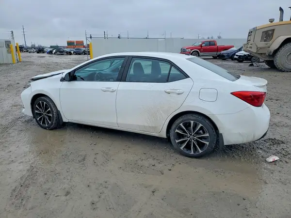 2T1BURHE0HC933576 2017 TOYOTA COROLLA - Image 2
